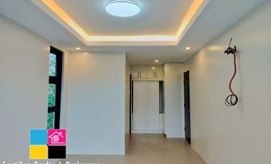 Modern Contemporary House with Swimming Pool in Royale Cebu