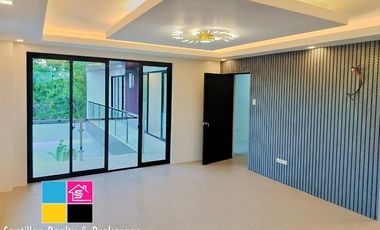 Modern Contemporary House with Swimming Pool in Royale Cebu