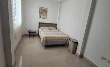 Casa Rentera en Venta en la Alborada, 2 Departamentos, 1 Garaje, Norte de Guayaquil.