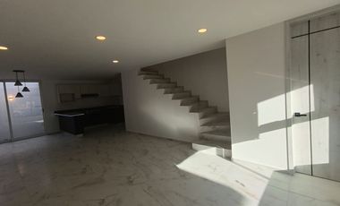 Linda casa en Cumbres Residencial