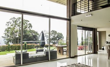 6537. Casa en venta en Los Balsos, Poblado, Medellin