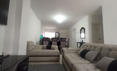 CASA EN VENTA URBANIZACIÓN PUERTAS DEL SOL MACHALA