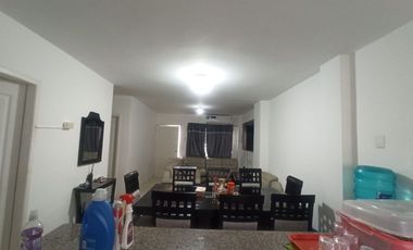 CASA EN VENTA URBANIZACIÓN PUERTAS DEL SOL MACHALA