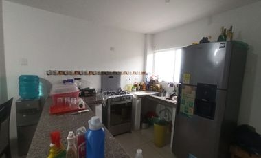 CASA EN VENTA URBANIZACIÓN PUERTAS DEL SOL MACHALA
