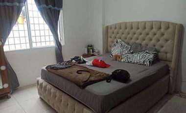CASA EN VENTA URBANIZACIÓN PUERTAS DEL SOL MACHALA