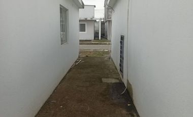 CASA EN VENTA URBANIZACIÓN PUERTAS DEL SOL MACHALA