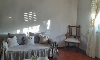 Vendo Casa Fisherton Av. E. Peron y J. Zuviria. 