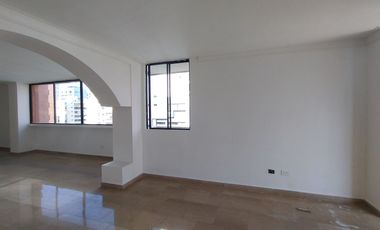 Apartamento en arriendo en Alto Prado.