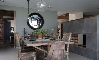 Casa en Venta en Club de Golf La Loma con Alberca.