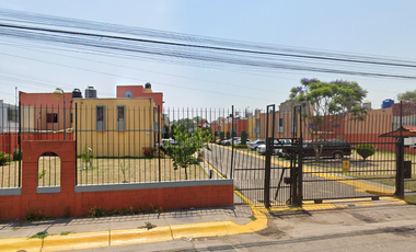 CASA EN VENTA EN HACIENDA CUAUTITLAN - SF