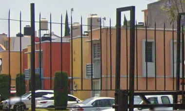 CASA EN VENTA EN HACIENDA CUAUTITLAN - SF