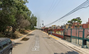 CASA EN VENTA EN HACIENDA CUAUTITLAN - SF