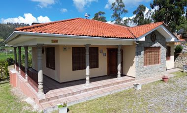 En venta casa en Azogues, sector Pampa Vintimilla