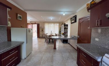 En venta casa en Azogues, sector Pampa Vintimilla