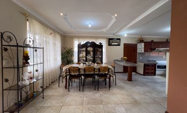 En venta casa en Azogues, sector Pampa Vintimilla