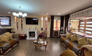 En venta casa en Biblian, en la Velasco Ibarra