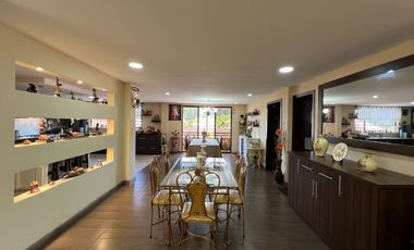 En venta casa en Biblian, en la Velasco Ibarra