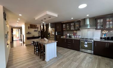 En venta casa en Biblian, en la Velasco Ibarra