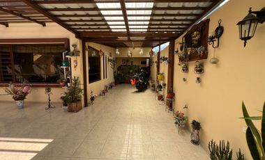 En venta casa en Biblian, en la Velasco Ibarra
