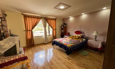 En venta casa en Biblian, en la Velasco Ibarra