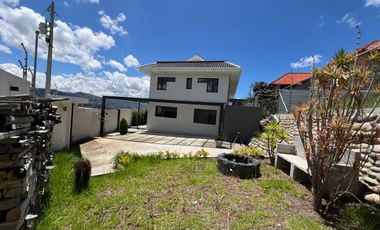 Casa en Venta en Azogues, en el sector el Pampero