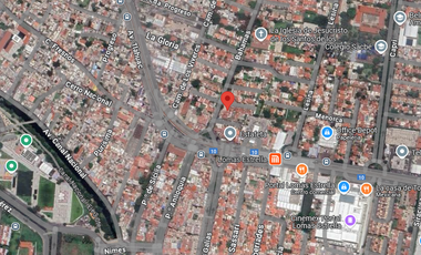 HERMOSA CASA EN LOMAS ESTRELLA!!