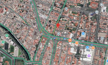 EXCELENTE CASA EN LOMAS ESTRELLA!!!