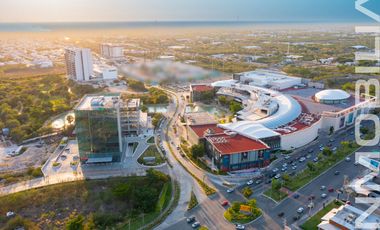 Potencia tu Éxito: Oficina Exclusiva en Vía Montejo con Vista a The Harbor Mall