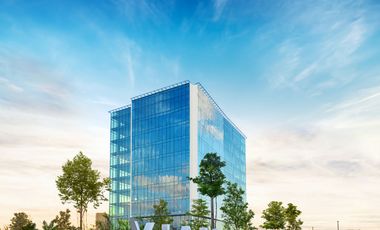 Potencia tu Éxito: Oficina Exclusiva en Vía Montejo con Vista a The Harbor Mall