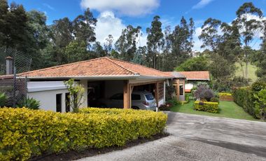 🏡En Venta Casa de 3 Dormitorios en Challuabamba🏡