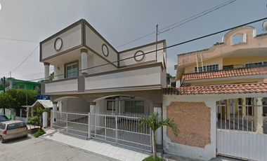 !! CASA EN VENTA, PROPIEDAD YA ADJUDICADA(REMATE)- Amado Nervo 417, Parcela 14, 93250 Poza Rica de Hidalgo, Ver.