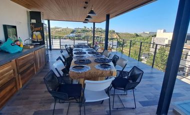 Casa en Renta Amueblada en Club de Golf La Loma con Roof Garden.