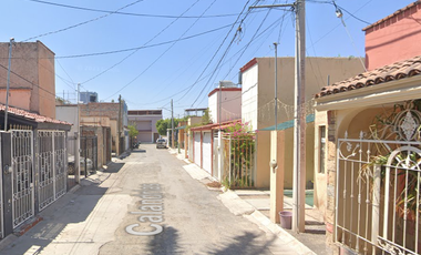 Activo Bancario en C. Calandrias, Loma Bonita, La Barca, Jal.