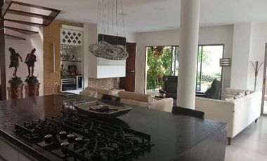 VENTA DE CASA  EN CONUNTO CERRADO EN SABANETA