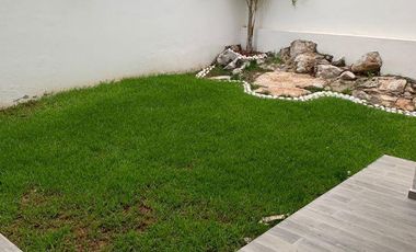 Casa en Renta en Club de Golf La Loma con Roof