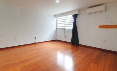 RESIDENCIA EN COLINAS DE SAN JAVIER – ZAPOPAN
