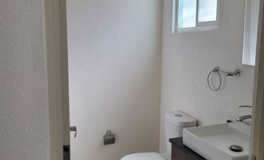 RENTO CASA EN CAÑADS DEL BOSQUE 3 MARÍAS, 3 RECAMARAS, 1.5BAÑOS