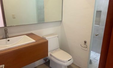 Se renta casa en solares