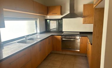 Se renta casa en solares