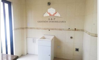 SE VENDE CASA SECTOR LA PAZ CERCA AL COLEGIO LICEO NAVAL - CONOCOTO – VALLE DE LOS CHILLOS