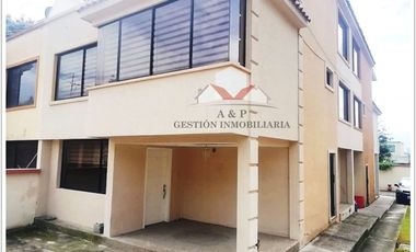 SE VENDE CASA SECTOR LA PAZ CERCA AL COLEGIO LICEO NAVAL - CONOCOTO – VALLE DE LOS CHILLOS