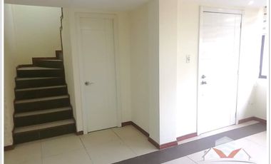 SE VENDE CASA SECTOR LA PAZ CERCA AL COLEGIO LICEO NAVAL - CONOCOTO – VALLE DE LOS CHILLOS