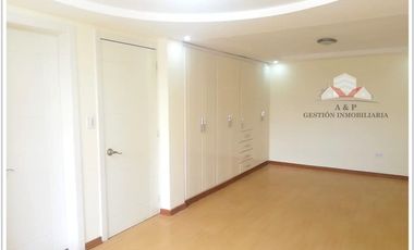 SE VENDE CASA SECTOR LA PAZ CERCA AL COLEGIO LICEO NAVAL - CONOCOTO – VALLE DE LOS CHILLOS