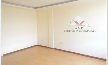 SE VENDE CASA SECTOR LA PAZ CERCA AL COLEGIO LICEO NAVAL - CONOCOTO – VALLE DE LOS CHILLOS