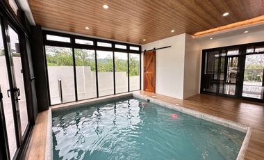 Splendido Tagaytay 500 sqm Vacation House for Sale with indoor swimming pool and Taal View