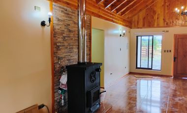 Hermosa Casa en Parcela a 10 mnts, de Villarrica (El Sauce)