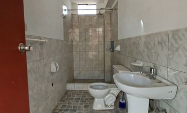 SE VENDE CASA AMPLIA EN HUANCARQUI