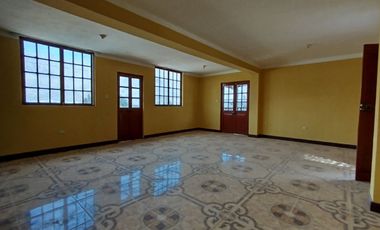 SE VENDE CASA AMPLIA EN HUANCARQUI