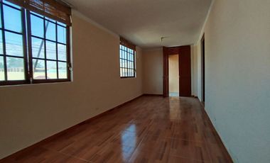 SE VENDE CASA AMPLIA EN HUANCARQUI