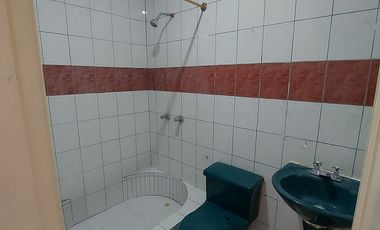 De Oportunidad En Machala En la Urbanización Las Crucitas Se Vende Casa Independiente